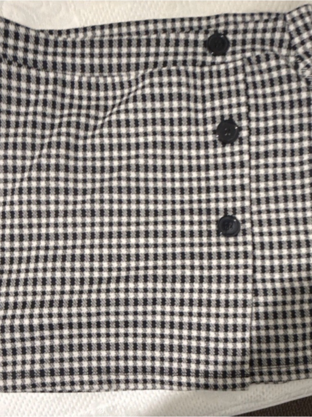 Olive & Oak Black and White Houndstooth Button-Front Mini Skirt